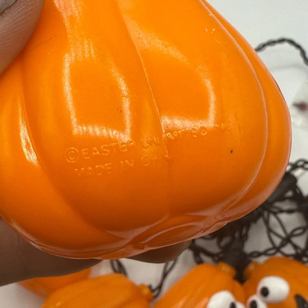 Vintage Halloween Pumpkin String‎ Lights Jack O Lanterns 8 Count Novelty - Picture 7 of 7